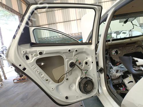 Left rear door SEAT LEON (5F1) 1.5 TGi | BP30174802C4