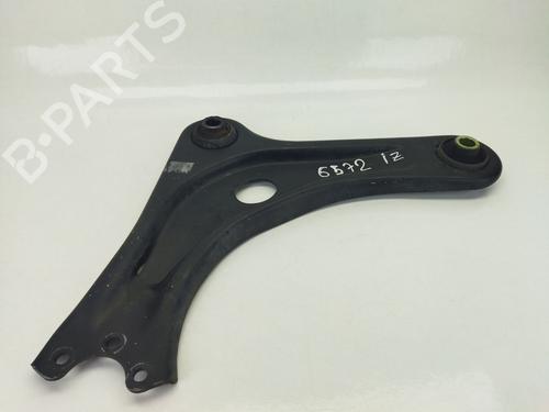 Used Left front suspension arm PEUGEOT 208 I (CA_, CC_) [2012-2020]  10180805