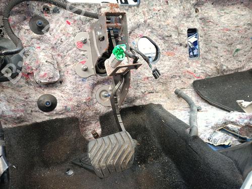 break-pedal-renault-megane-iv-hatchback-b9amn_-2015-34625892 main image