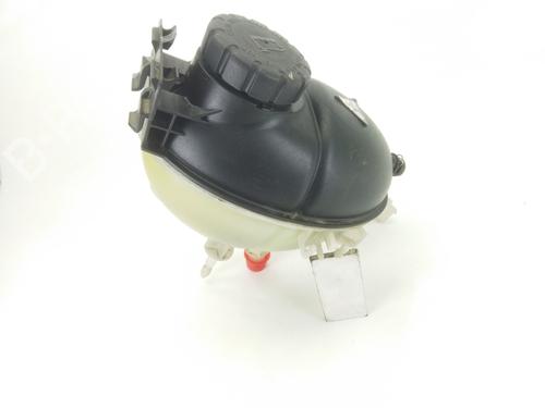 Used Expansion tank MERCEDES-BENZ C-CLASS (W204) [2007-2015]  9368254