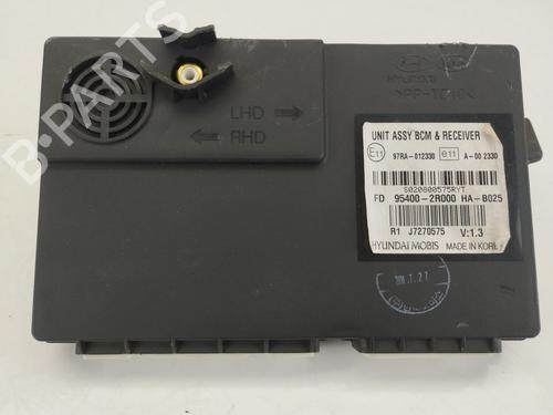 Used Electronic module HYUNDAI i30 Estate (FD) [2007-2012]  25875849