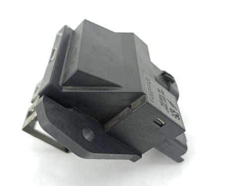 Used Heater resistor CITROËN C3 AIRCROSS II (2R_, 2C_) 1.2 PureTech 110 (2RHNZB, 2RHNZW, 2RHNPX, 2RHNPJ) (110 hp) 30336879