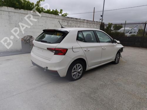 Middle console SKODA FABIA IV (PJ3) 1.0 MPI | BP38412056I22 - Image 7