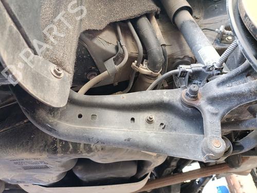 Querlenker links hinten für TOYOTA C-HR (_X1_) 1.8 Hybrid (ZYX10_, ZYX11_) (98 hp) 27514573