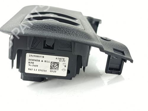 Headlight switch RENAULT MEGANE IV Grandtour (K9A/M/N_) 1.5 Blue dCi 115 (K9A6) | BP36112013I24 - Image 4
