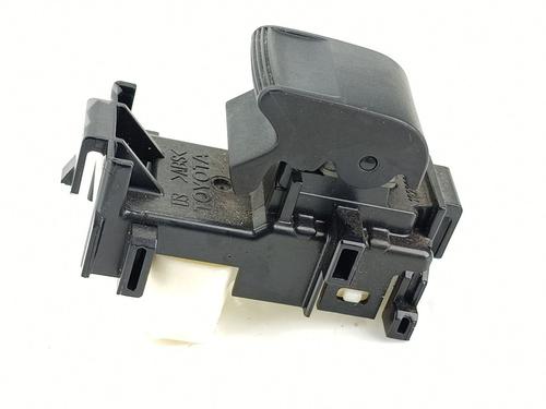 Used Right front window switch TOYOTA YARIS (_P13_) 1.0 (KSP130) (72 hp) 30850315