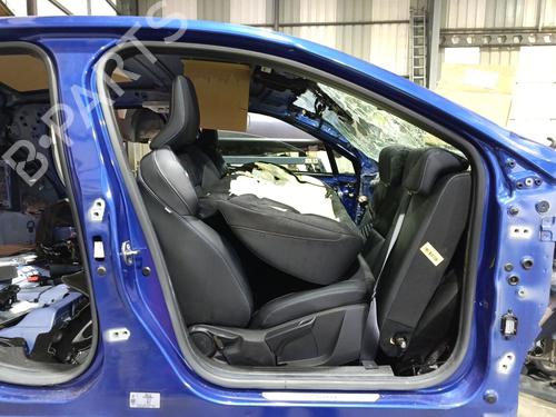 gummiliste-renault-clio-v-b7_-2019-32743219 main image