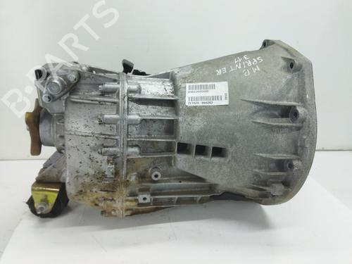 Used Gearbox MERCEDES-BENZ SPRINTER 2-t Van (B901, B902) [1995-2006]  15990930