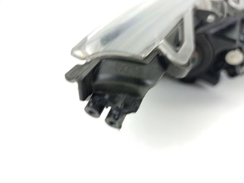 Left headlight TOYOTA COROLLA Saloon (_E21_) 1.8 VVTi Hybrid (ZWE211, MZEA12) | BP38065209C28 - Image 6