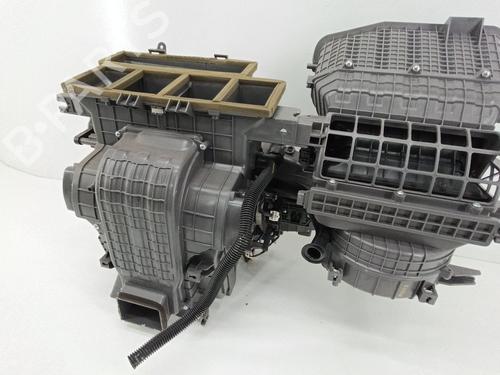Heater matrix box KIA CARENS IV 1.7 CRDi | BP37873610M61 - Image 3