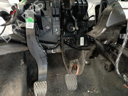 Used Break pedal MG MG ZS SUV (AZS1) 1.5 VTi (106 hp) 28022822