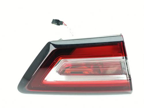 left-tailgate-light-renault-clio-iv-bh_-2012-2013-2014-2015-2016-2017-2018-2019-2020-2021-36993753 main image