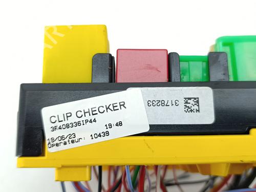 Fuse box OPEL CROSSLAND X / CROSSLAND (P17, P2QO) 1.2 (75) | BP31886199E1