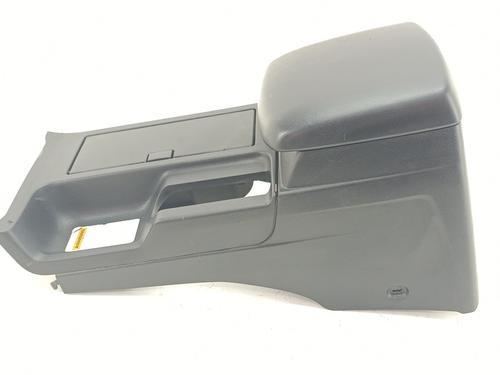 Middle console SUZUKI GRAND VITARA II (JT, TE, TD) 1.9 DDiS All-wheel Drive (JT419, TD44, JB419WD, JB419XD,... | BP33456600I22 - Image 3