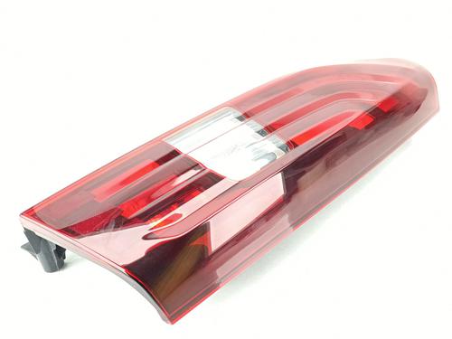 Used Right taillight Right taillight PEUGEOT RIFTER 1.5 BlueHDi 130 (130 hp) 33045608 33045608