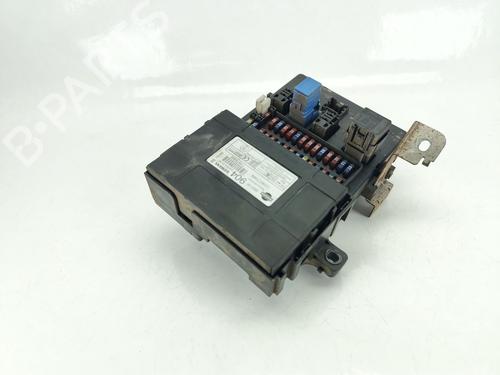 Used Fuse box NISSAN TERRANO II (R20) 2.7 TD 4WD (101 hp) 28357871