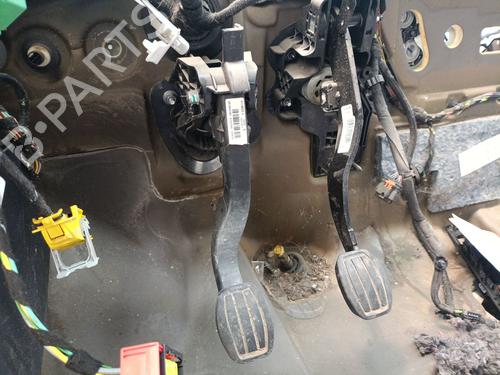 Used Clutch pedal Clutch pedal CITROËN JUMPY III Van (V_) 2.0 BlueHDi 120 (122 hp) 36220477 36220477