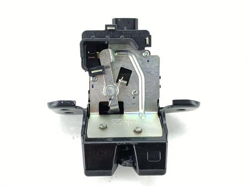 cerradura-de-porton-trasero-kia-ceed-cd-2018-34152354 main image