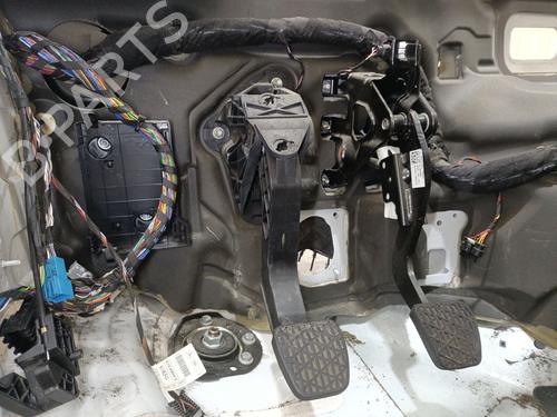 Used Clutch pedal Clutch pedal MERCEDES-BENZ SPRINTER 3,5-t Van (B907, B910) 317 CDI RWD (907.631, 907.633, 907.635, 907.637) (170 hp) 40006158 40006158