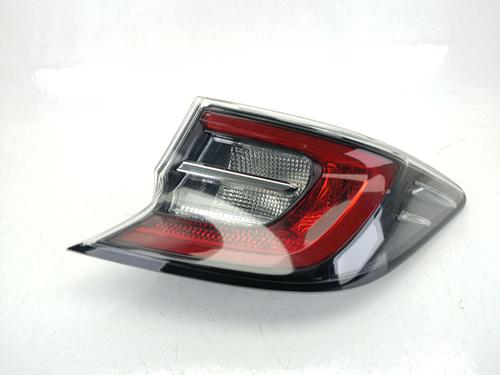 Used Right taillight TOYOTA COROLLA Hatchback (_E21_, _EA1_, _EH1_) [2018-2026]  31902046