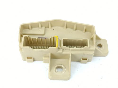 fuse-box-hyundai-i30-pde-pd-pden-2016-33173885 main image