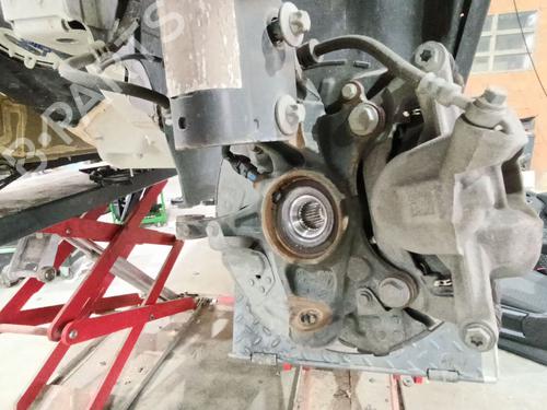 Used Left front steering knuckle Left front steering knuckle 37491670 37491670