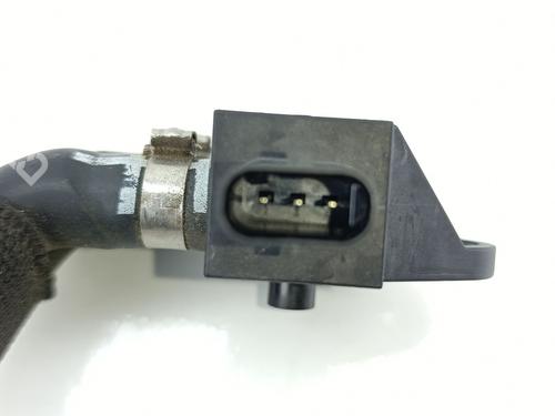Electronic sensor OPEL CORSA F (P2JO) 1.2 (68) | BP38564137M84 - Image 2
