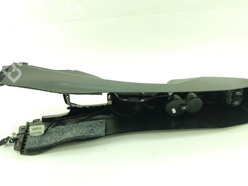 Middle console PEUGEOT 208 II (UB_, UP_, UW_, UJ_) 1.2 PureTech 75 | BP30169987I22