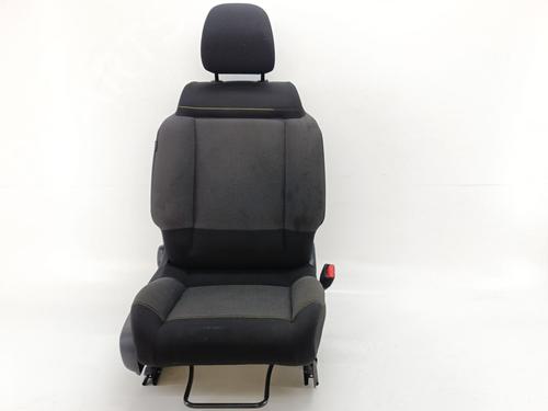 Used Right front seat Right front seat CITROËN C3 III (SX) 1.5 BlueHDi 100 (SXYHYP, SXYHTU) (102 hp) 32232790 32232790