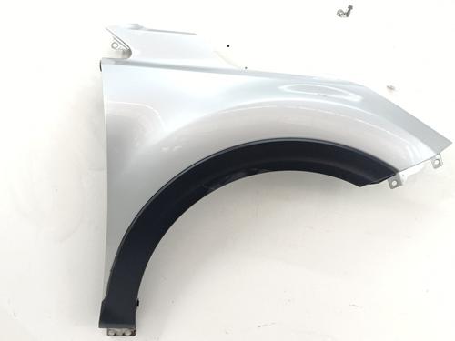 right-front-fenders-kia-stonic-yb-2017-40539002 main image