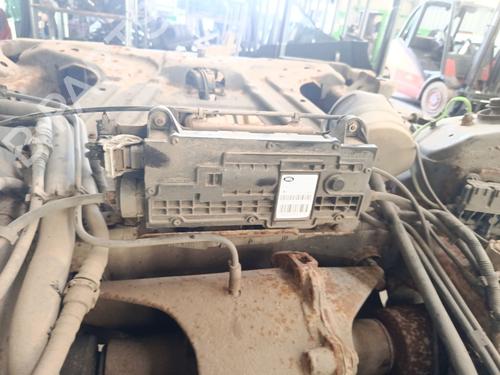 Used Electric handbrake LAND ROVER RANGE ROVER SPORT I (L320) 3.6 D 4x4 (272 hp) 30382344