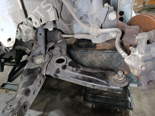 Venstre fortil bærearm DACIA SANDERO III 1.0 SCe 65 (67 hp) 32132862