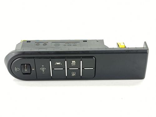 kombi-kontakt-stilkkontakt-kia-xceed-cd-2019-37607519 main image