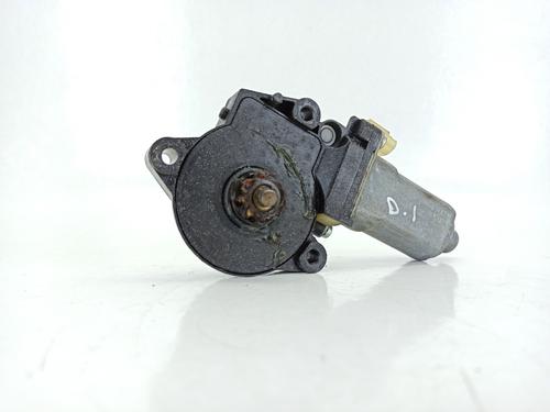 Used Left front window motor HYUNDAI TUCSON (JM) 2.0 CRDi All-wheel Drive (113 hp) 25875446