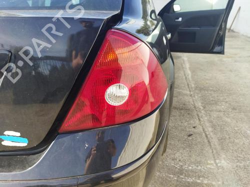 Farolim direito FORD MONDEO III Saloon (B4Y) [2000-2007]  13341677
