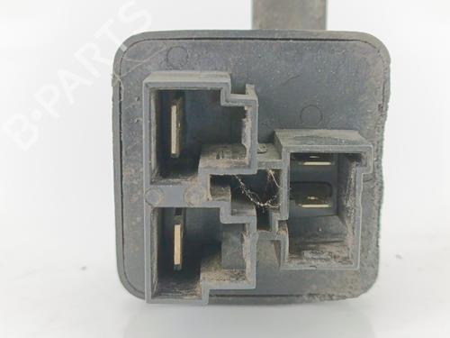 Electronic module NISSAN TERRANO II (R20) 2.7 TDi 4WD | BP25878831M83 