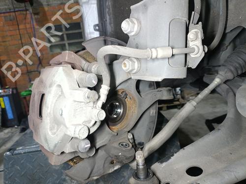 Used Right front steering knuckle Right front steering knuckle TOYOTA YARIS (_P13_) 1.0 (KSP130) (72 hp) 32853030 32853030