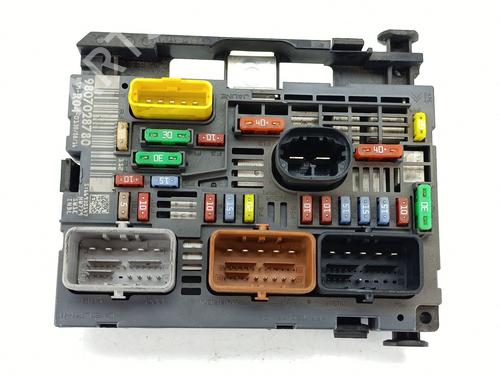 Used Fuse box PEUGEOT PARTNER Box Body/MPV 1.6 BlueHDi 100 (100 hp) 32141945