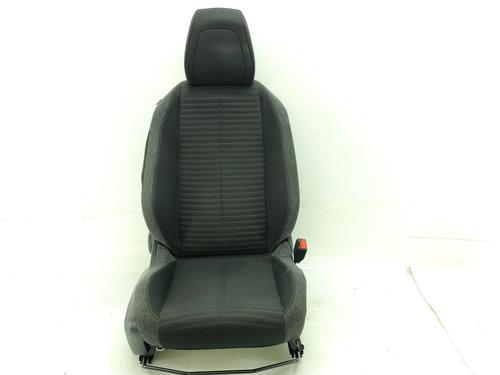 Used Right front seat PEUGEOT 2008 II (UD_, US_, UY_, UJ_, UR_, UC_) 1.5 BlueHDI 110 (UDYHSK) (110 hp) 30317209