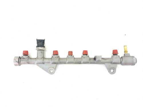 Regua injecçao Regua injecçao SUZUKI GRAND VITARA II (JT, TE, TD) 1.9 DDiS All-wheel Drive (JT419, TD44, JB419WD, JB419XD,... (129 hp) 36466599 36466599