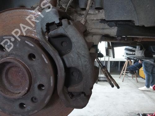 Used Left front brake caliper Left front brake caliper MERCEDES-BENZ SPRINTER 3,5-t Van (B906) [2006-2020] 26559806 26559806