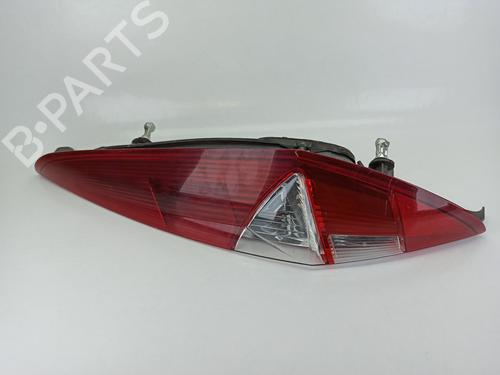 Used Right taillight FIAT PUNTO (188_) 1.9 DS 60 (188.031, .051, .231, .251) (60 hp) 13663982