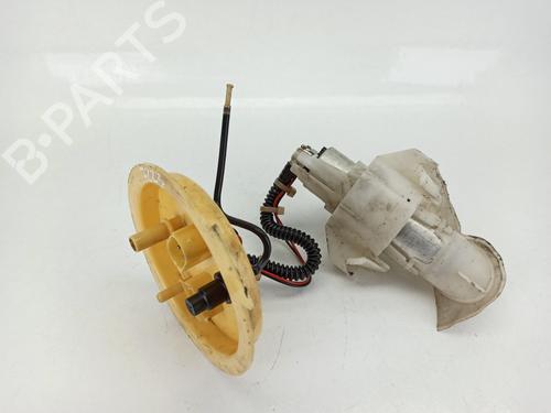 Used Fuel pump BMW 5 Touring (F11) 535 d (299 hp) 13350077