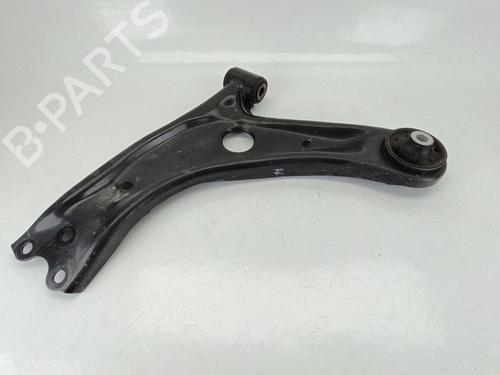 Bras de suspension avant gauche Bras de suspension avant gauche TOYOTA YARIS (_P21_, _PA1_, _PH1_) 1.5 Hybrid (MXPH10, MXPH11) (116 hp) 34622331 34622331