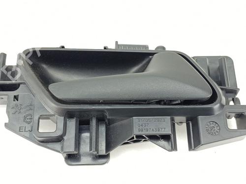 Used Front right interior door handle Front right interior door handle 37074584 37074584