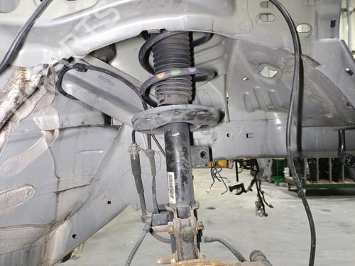 Used Right front shock absorber Right front shock absorber 39430947 39430947