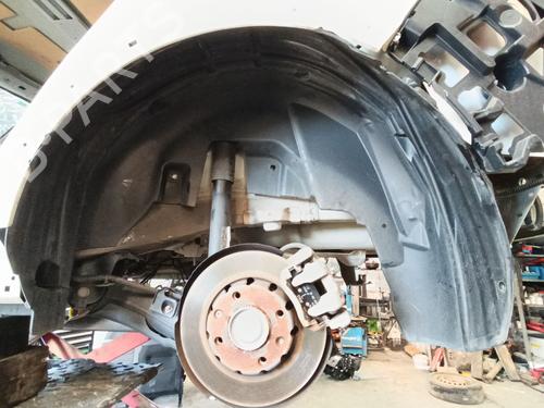 Used Wheel arch Wheel arch CITROËN C4 III (BA_, BB_, BC_) 1.2 PureTech 130 (BAHNSA, BAHNSB) (130 hp) 40531880 40531880