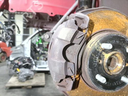 Used Left front brake caliper Left front brake caliper TOYOTA YARIS (_P13_) 1.0 (KSP130) (72 hp) 31184946 31184946