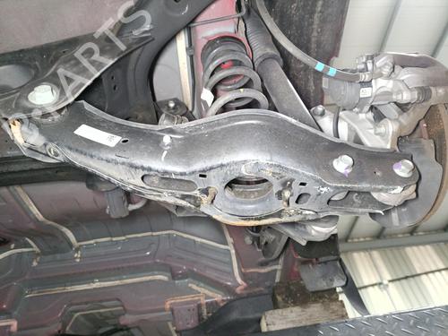 Used Right rear suspension arm HYUNDAI TUCSON (NX4E, NX4A) [2020-2026]  31710138