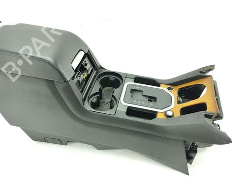 Middenconsole Middenconsole LAND ROVER DISCOVERY IV (L319) 3.0 TD 4x4 (245 hp) 37074064 37074064